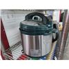 Image 2 : Pressure Cooker, Storage Jars, Mini Cut Boards, Cooler