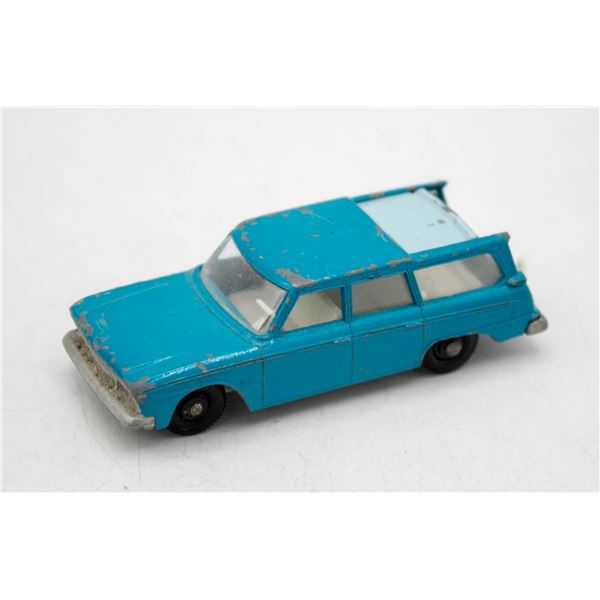 LESNEY MATCHBOX SERIES 42 STUDEBAKER LARK