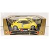 Image 1 : BURAGO 1998 VOLKSWAGON NEW BEETLE 1:18 SCALE