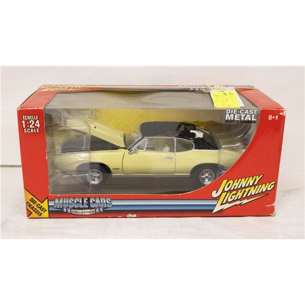 JOHNNY LIGHTNING 1:24 SCALE DIE-CAST MUSCLE CAR