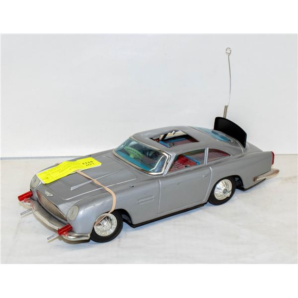 VINTAGE GILBERT METAL RC JAMER BOND ASTON MARTIN