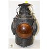 Image 3 : ANTIQUE 1909 CNR 2 COLOUR LANTERN - RAILWAY