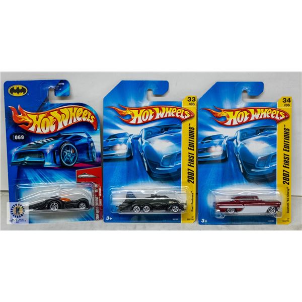 ESTATE LOT OF 3 UNSEARCHED HOTWHEELS