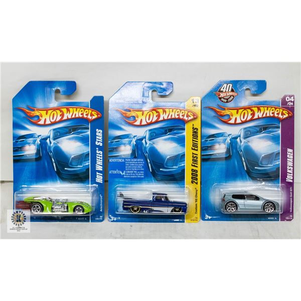 ESTATE LOT OF 3 UNSEARCHED HOTWHEELS