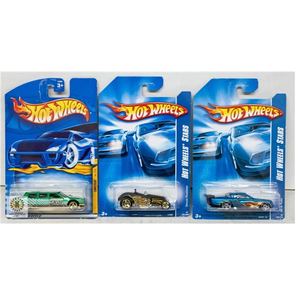 ESTATE LOT OF 3 UNSEARCHED HOTWHEELS