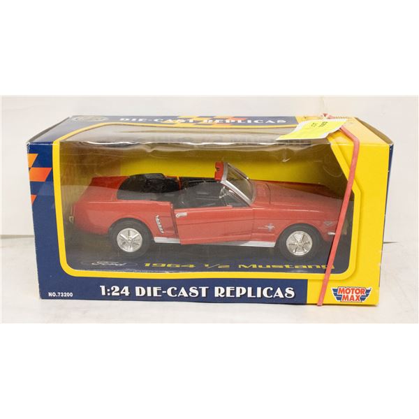 MOTOR MAX 1964 1/2 MUSTANG 1:24 SCALE DIE CAST CAR