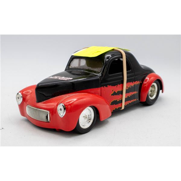 DAIRY QUEEN 1941 WILLY SCALE MODEL