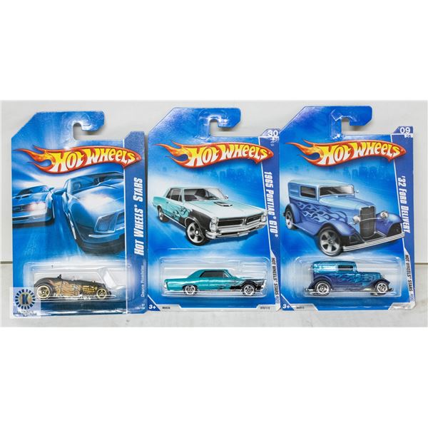 ESTATE LOT OF 3 UNSEARCHED HOTWHEELS