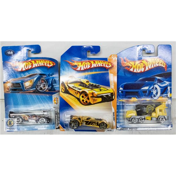 ESTATE LOT OF 3 UNSEARCHED HOTWHEELS