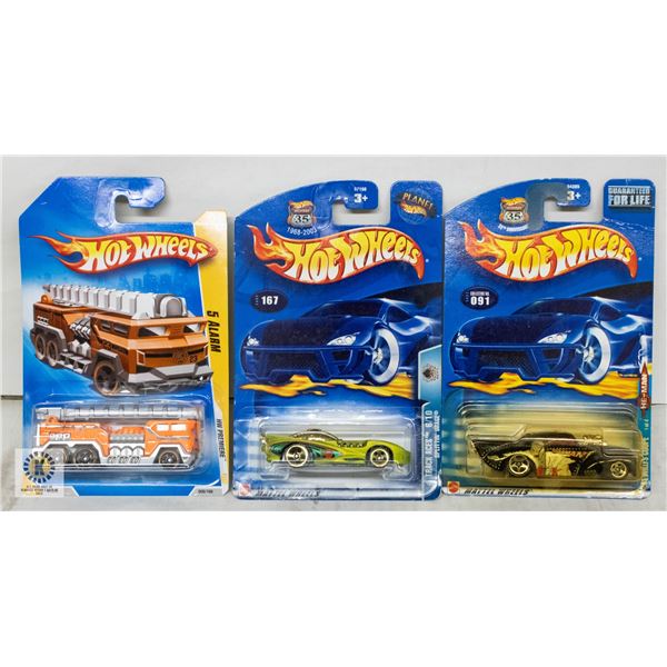 ESTATE LOT OF 3 UNSEARCHED HOTWHEELS