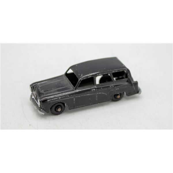 AUSTIN A95 WESTMINSTER COUNTRYMAN Q CAR NO 61