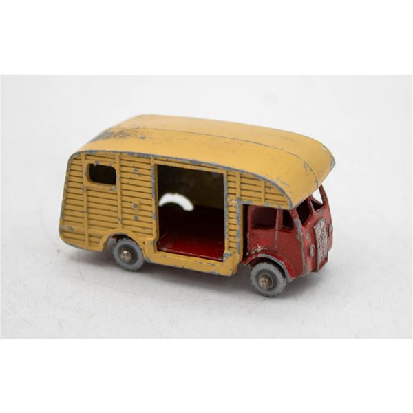 MARSHALL HORSE BOX MK 7 NO 35