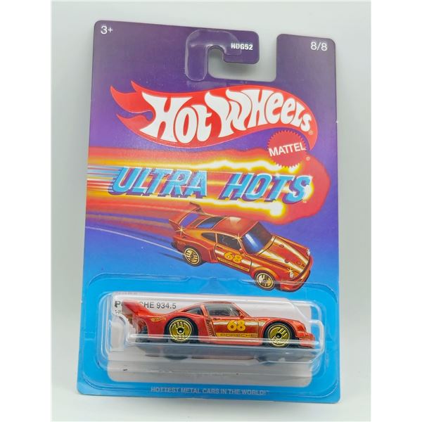 HOT WHEELS ULTRA HOTS MIX 2 PORCHE 934.5 SPECTRA