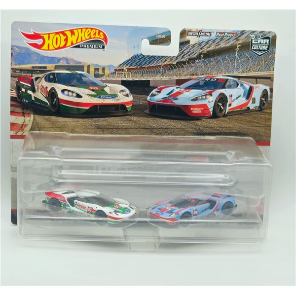HOT WHEELS PREMIUM 2 PACK 16 FORD GT RACE & 2016