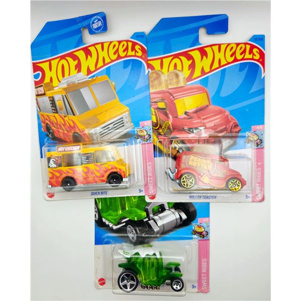 3 HOT WHEELS QUICK BITE & ROLLER TOASTER & DESSERT