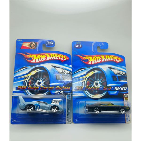 LOT OF 2 HOT WHEELS 69 PONTIAC GTO & 69 DODGE