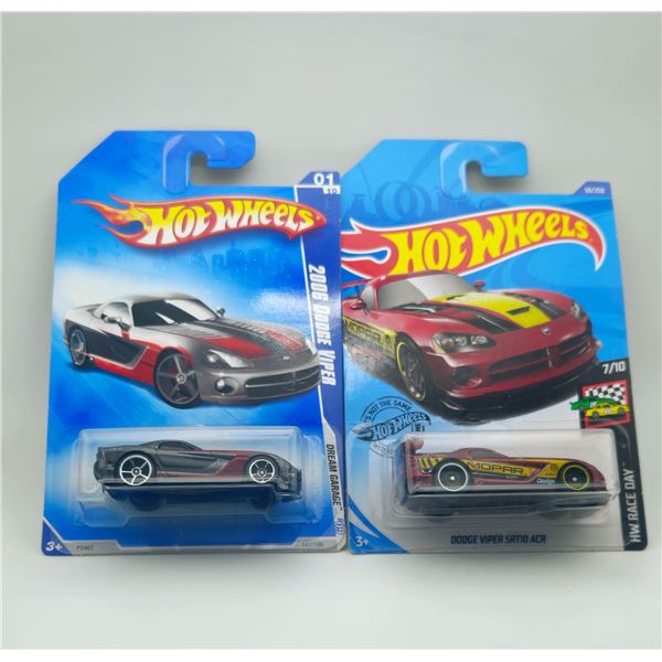LOT OF 2 HOT WHEELS DODGE VIPER'S P2467/GHC54