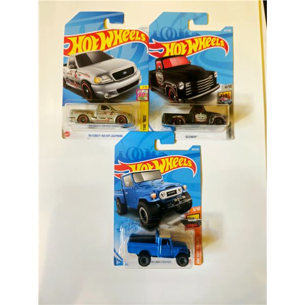 LOT OF 3 HOT WHEELS 52 CHEVY & 99 FORD -150 SVT
