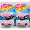 Image 1 : 2 HOT WHEELS BARBIE MOVIE 1956 CORVETTE