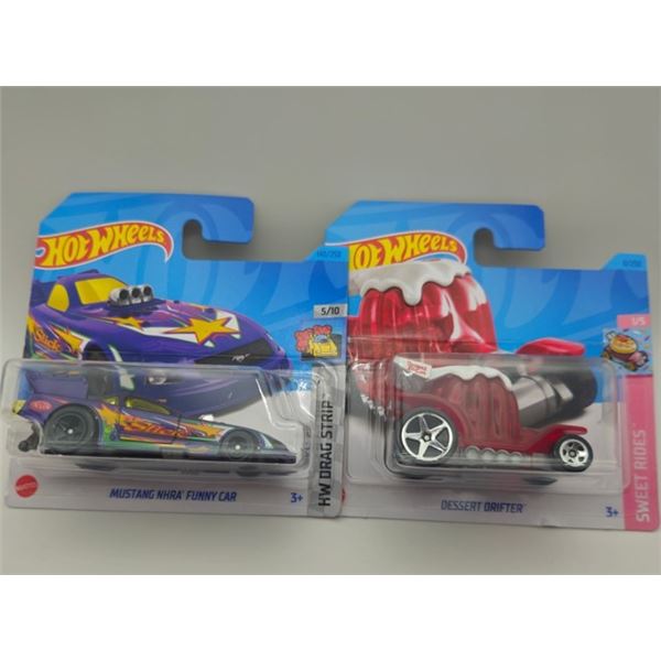 2 HOT WHEELS SHORT CARDS MUSTANG NHRA FUNNY