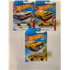 Image 1 : LOT OF 3 HOT WHEELS 15 DODGE CHALLENGER SRT & AMC