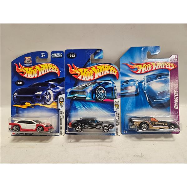 ESTATE LOT OF 3 UNSEARCHED HOTWHEELS