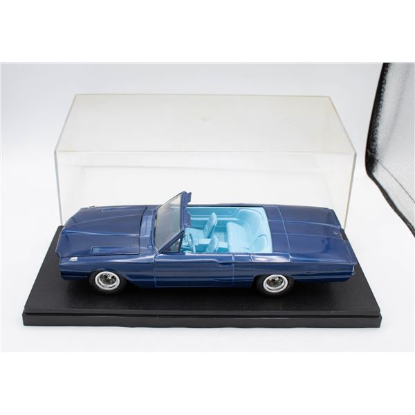 CUSTOM MADE 1966 FORD THUNDERBIRD