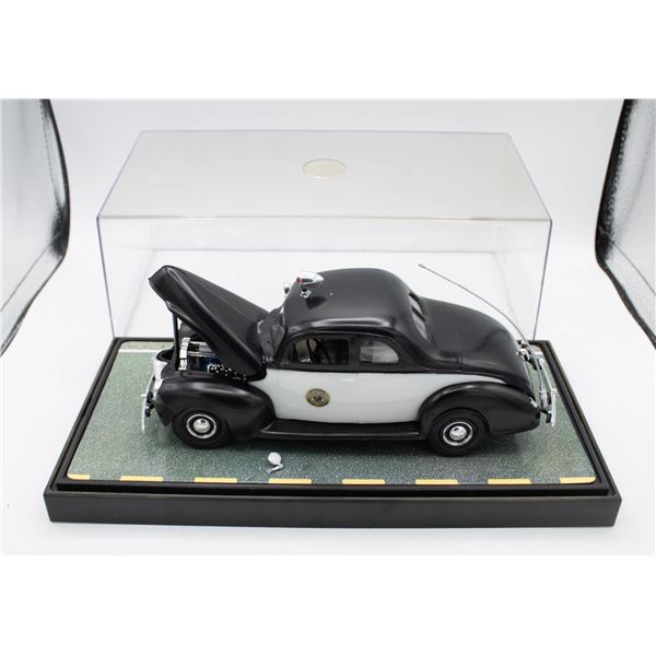 CUSTOM MADE 1939 FORD DELUXE POLICE CAR