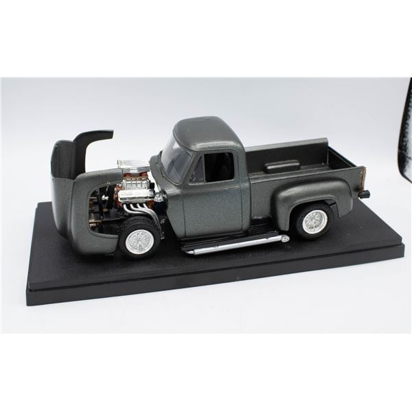 CUSTOM MADE FORD FD-100 MODEL TRUCK IN