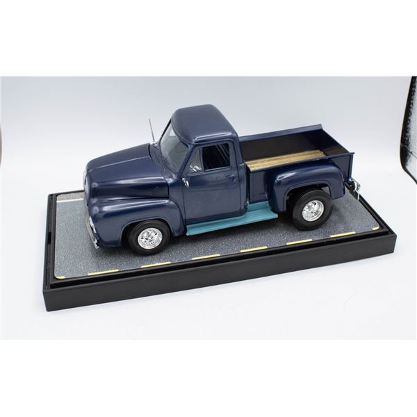 CUSTOM MADE 1953 FORD F-100 PICKUP TRUCK