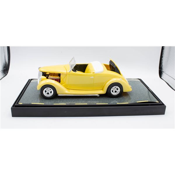 CUSTOM MADE 1936 YELLOE FORD COUPE WITH