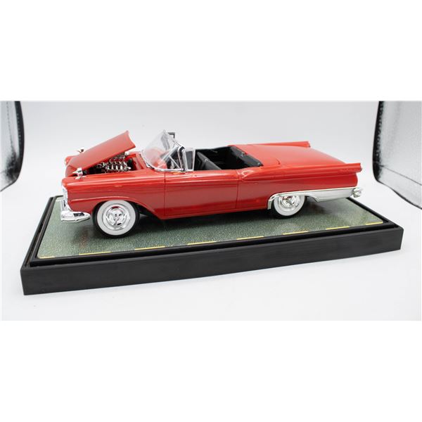 CUSTOM MADE 1959 FORD FAIRLANE MODEL CAR