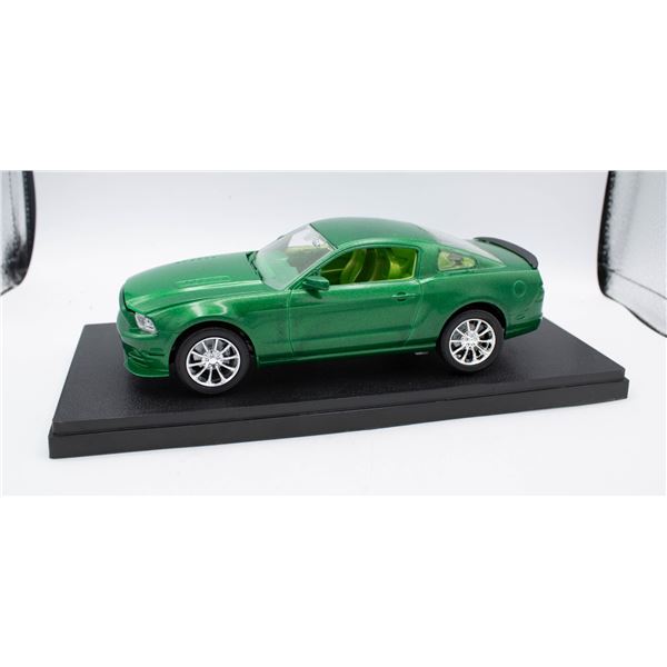 CUSTOM MADE 2014 MUSTANG GT MODEL CAR IN