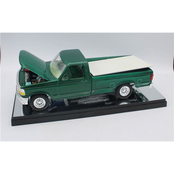 CUSTOM MADE 1994 FORD F-150 XLT PICK UP