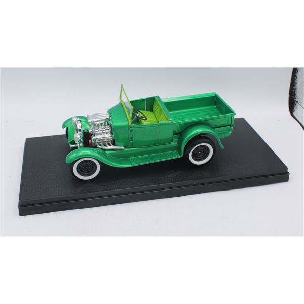 CUSTOM MADE 1929 FORD MODEL A ROADSTER