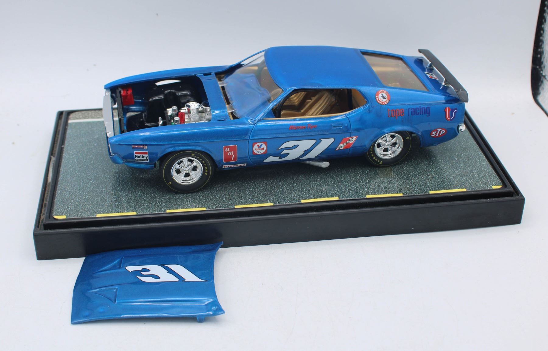 Voiture miniature 1973 Mustang Blue Max Funny Car échelle 1 Voiture miniature 1973 Mustang Blue Max Funny Car échelle 1