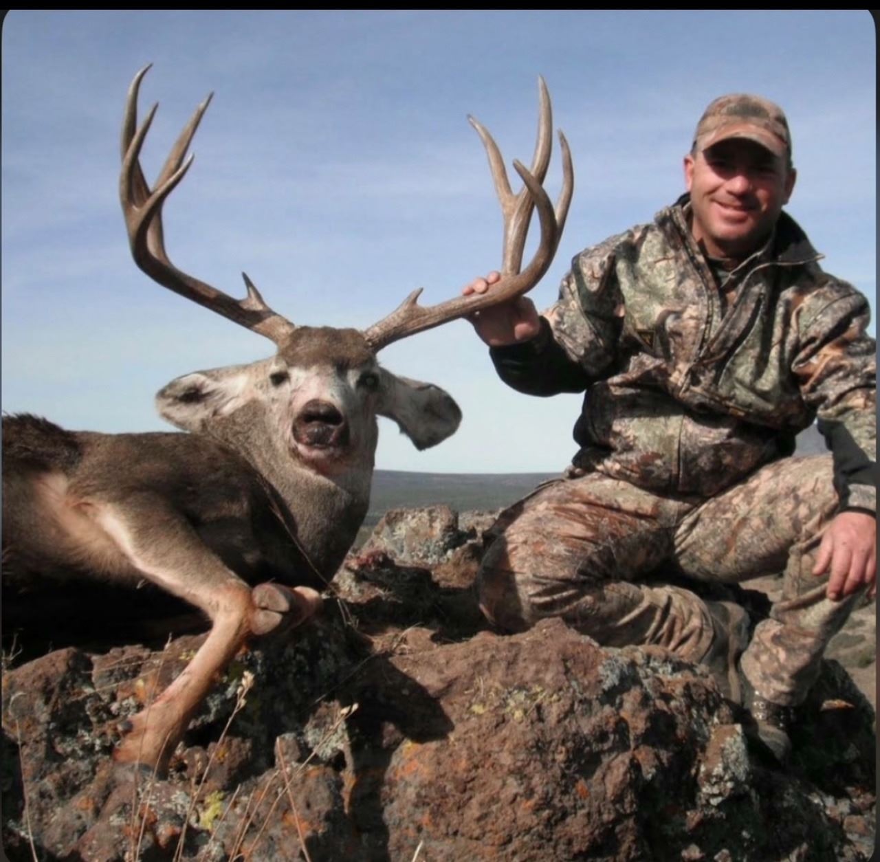Arizona Archery Deer Hunt With Rocking A Outfitters Arizona archery deer hunt with rocking a outfitters
