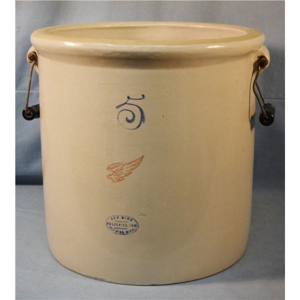 Redwing 5 gallon crock with wire handles, 2" wing, mint condition