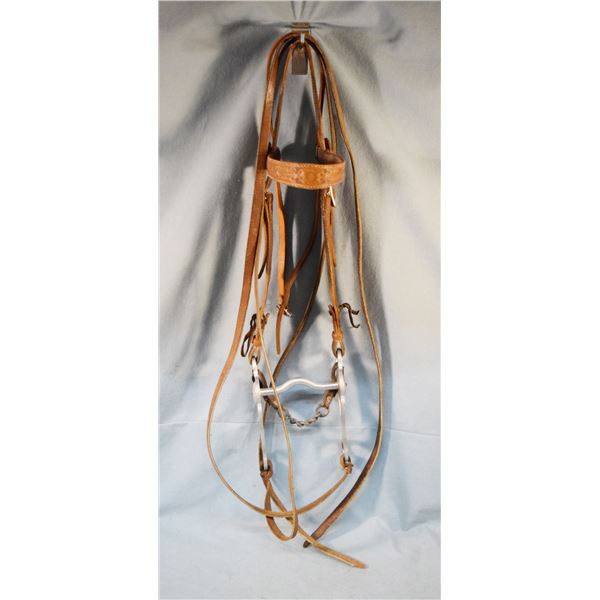Flower tooled bridle with Crockett cut out heart bit w/fancy engraving, carries mark, nice bridle