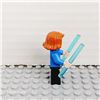 Image 3 : LEGO Black Widow in Holiday Sweater with Icicle Batons