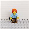 Image 1 : LEGO Research Scientist Female, Medium Blue Top