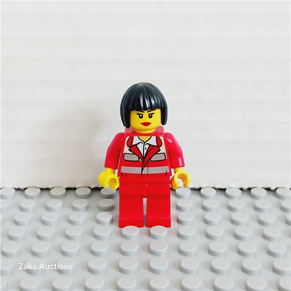 LEGO Paramedic - Red Uniform, Female, Black Bob Cut Hair