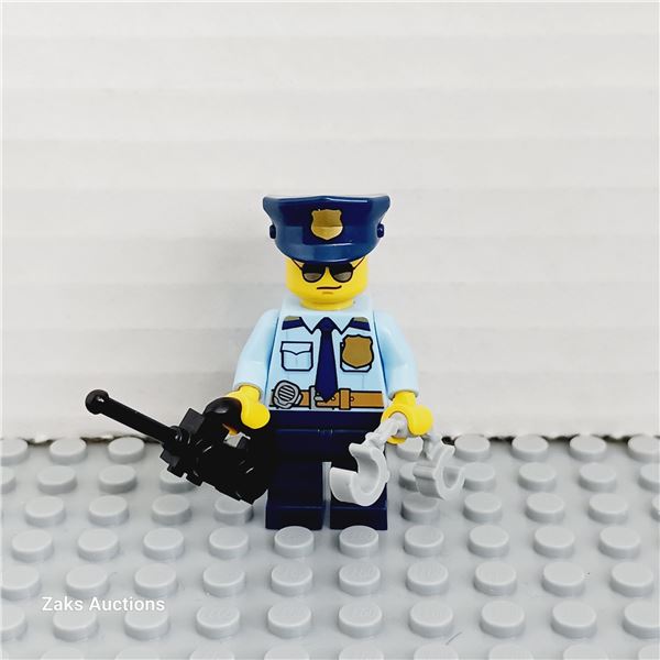 LEGO Police - City Officer Shirt with Dark Blue Tie and Gold Badge, Dark Tan Belt with Radio, Dark B