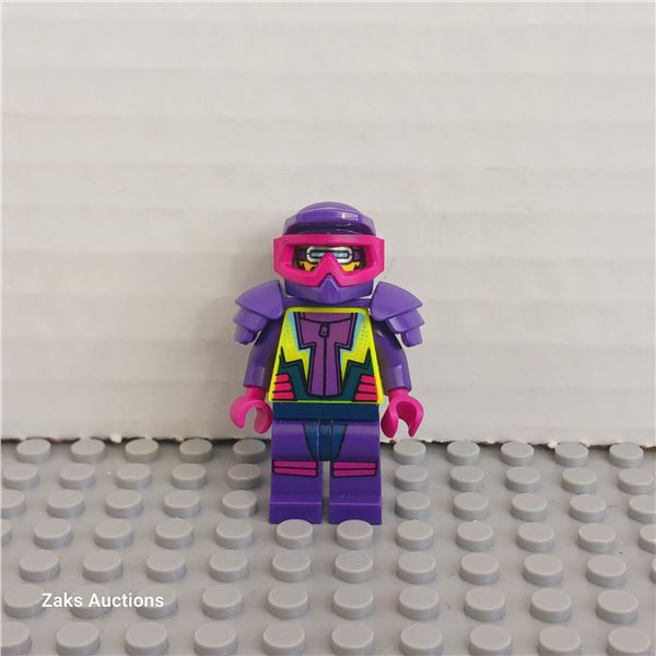 LEGO Stuntz Driver - Male, Dark Purple and Neon Yellow Jumpsuit, Dark Purple Shoulder Pads, Black Co