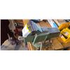 Image 1 : GREEN 4" BENCH VISE BUYER MUST REMOVE