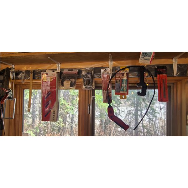 ALL ITEMS HANGING ABOVE WINDOW - PLEASE SEE IMAGES FOR MORE DETAILS