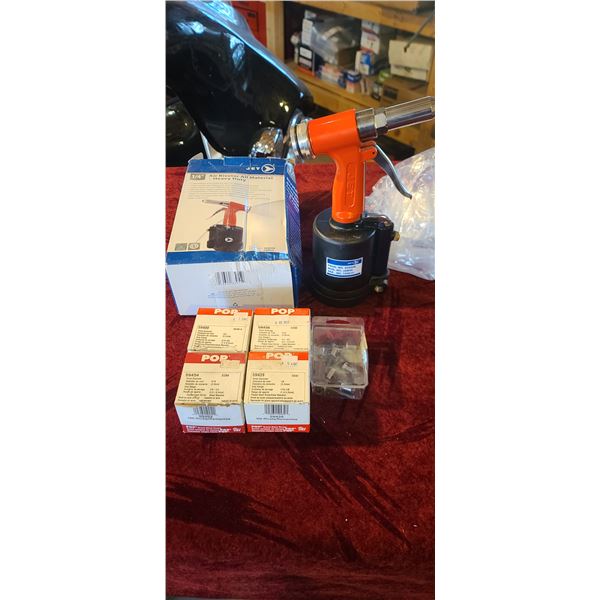 AIR POP RIVET GUN WITH POP RIVETS