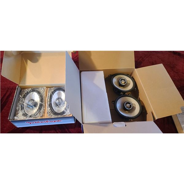 TWO VEE POWERED SPEAKERS, ALPINE, TWO ROCKFORD, COAXIAL T1462C SPEAKERS