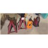 Image 1 : TWO BOTTLE JACKS AND TWO JACK STANDS
