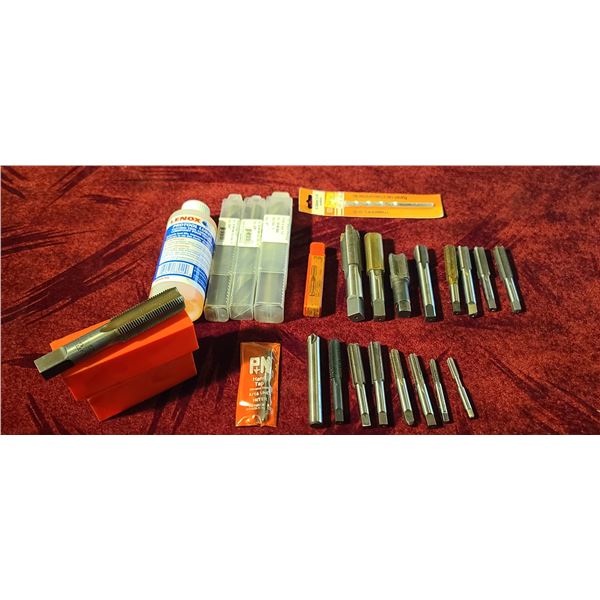 CONTENT OF DRAWER - MOSTLY FILES